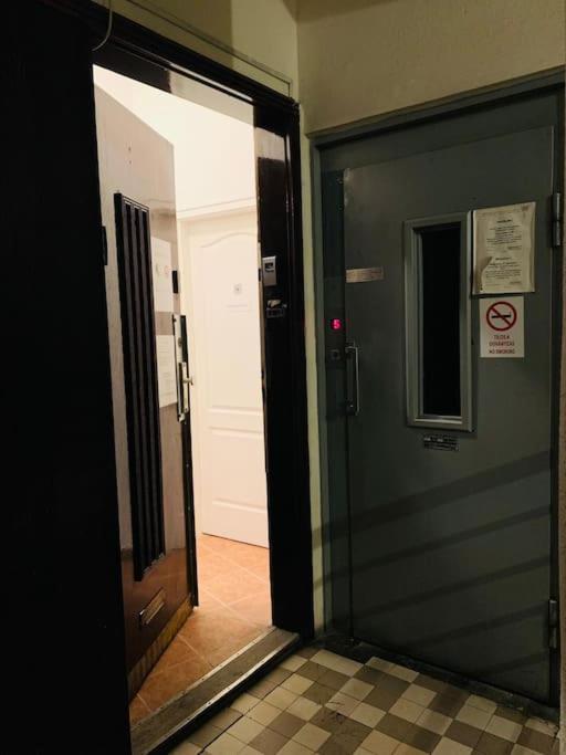 Danube Dwelling Asboth 19-1 Appartement Boedapest Buitenkant foto